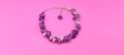 Βραχιόλι με μωβ χάντρες