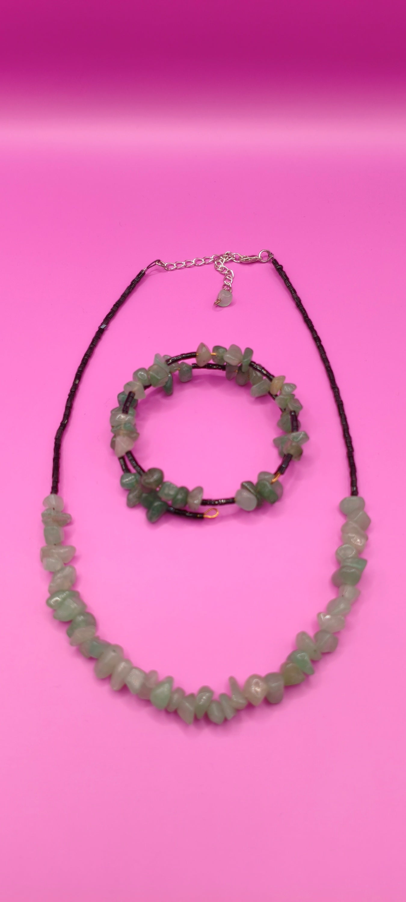 Σετ κολιέ βραχιόλι με πράσινες ακανόνιστες πέτρες