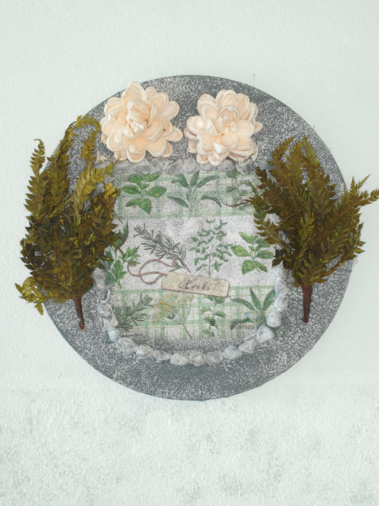Στρογγυλός καμβάς με ντεκουπάζ, φτέρη και λουλούδια