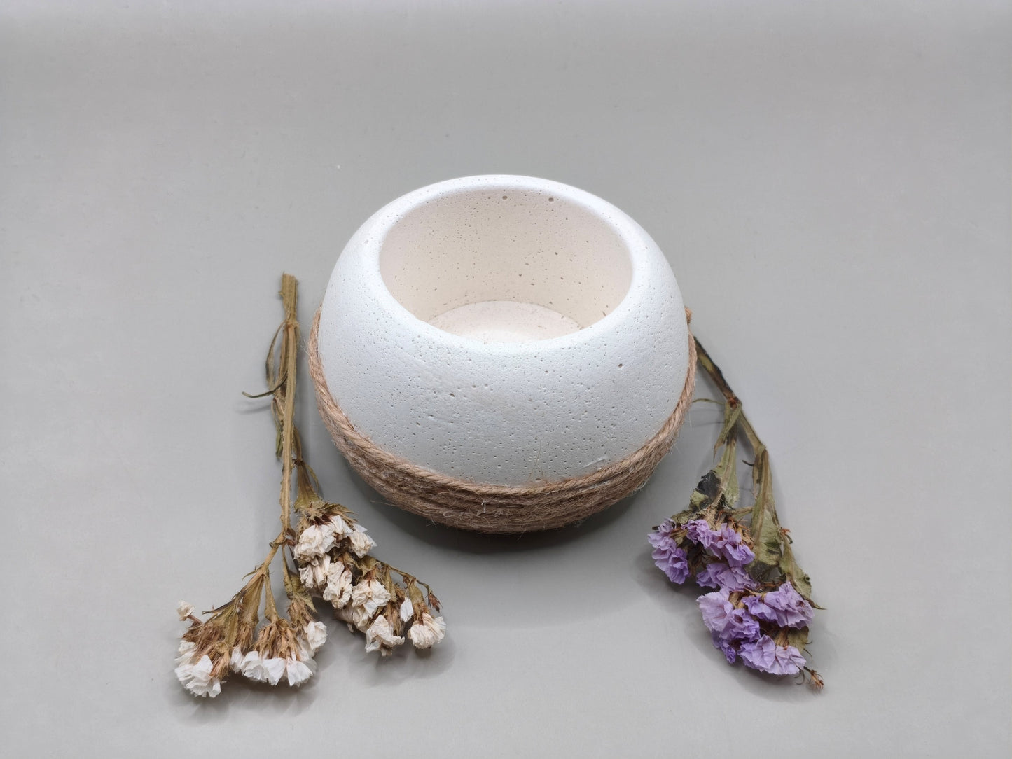 Τσιμεντένιο στρογγυλό ρεσώ με σχοινί απο την επάνω πλευρά