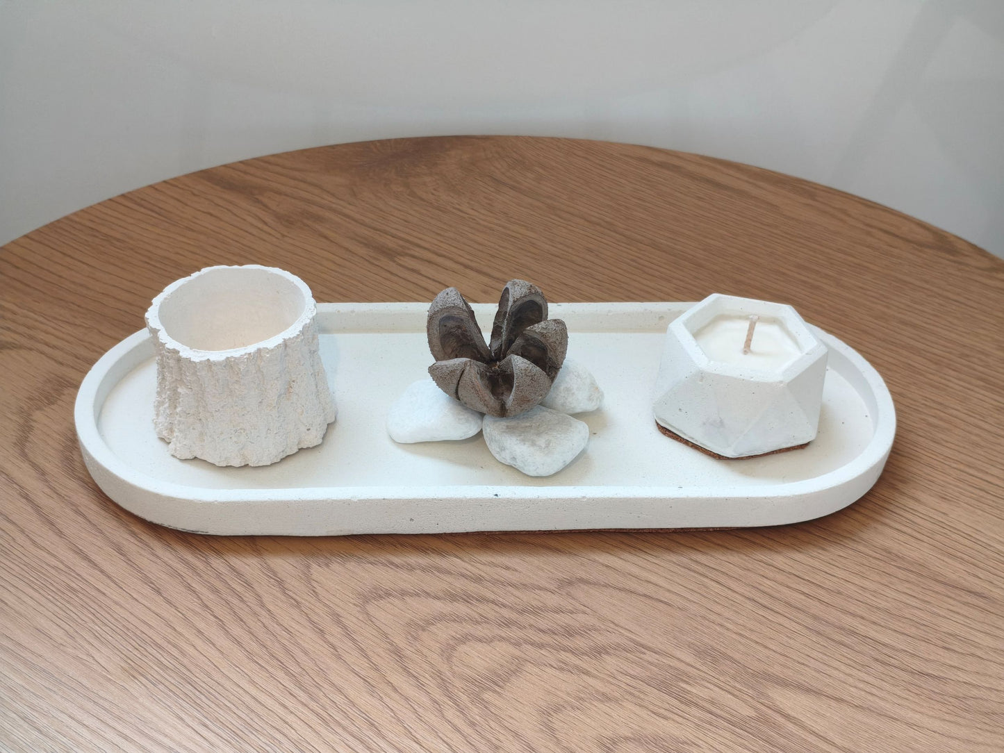 Διακοσμητικό με κερί σόγιας και θήκη για ρεσώ σε τσιμεντένια βάση