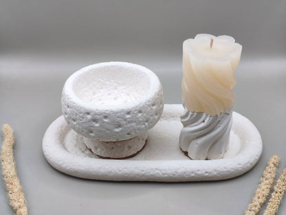 Τσιμεντένιο ρεσώ και κερί σε τσιμεντένια βάση