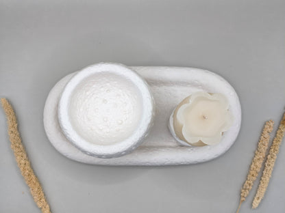 Τσιμεντένιο ρεσώ και κερί σε τσιμεντένια βάση