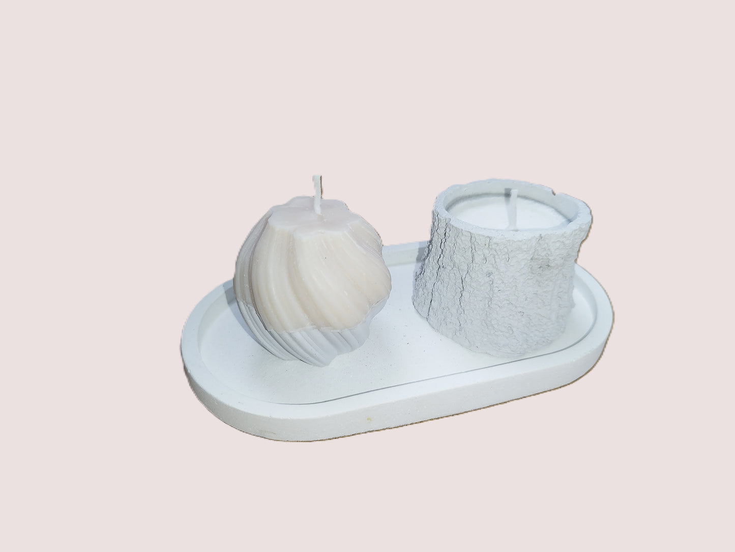 Τσιμεντένια βάση με δύο ξεχωριστά χειροποίητα κεριά σόγιας